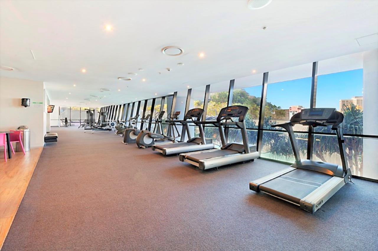 Circle On Cavil Holidays Gold Coast Exterior foto